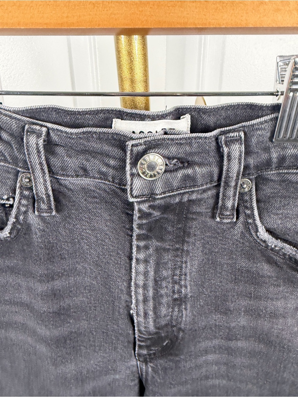 AGOLDE 90’s Pinch Waist Sz 26 High Rise Straight Leg Jeans Washed Black NWOT - Picture 5 of 11